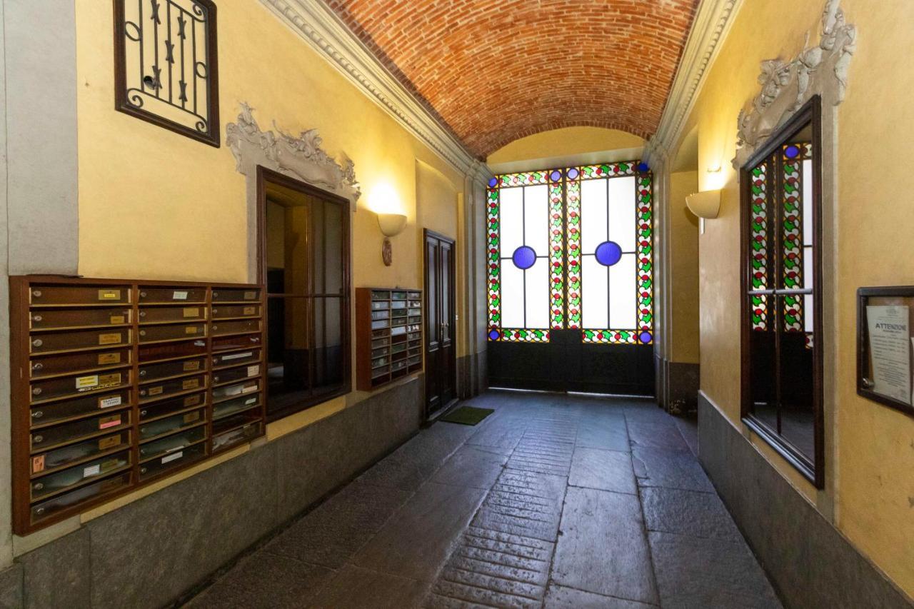 Santa Chiara Apartment Near Piazza Statuto Турин Экстерьер фото